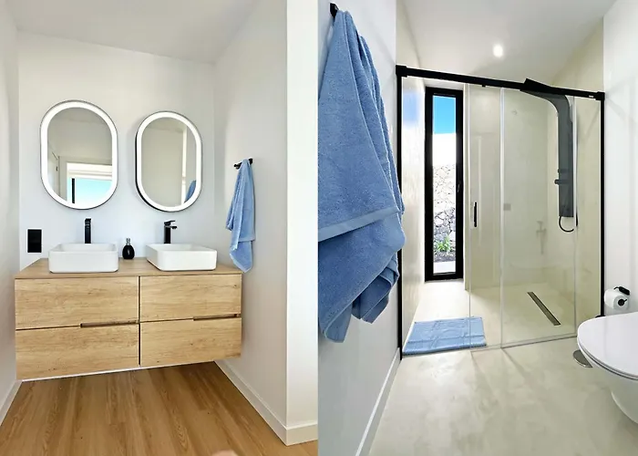 O 1950 Holiday home *